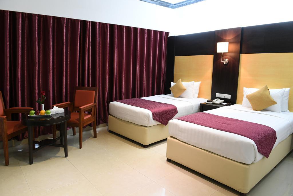 Juffair Gate Hotel Манама Екстер'єр фото