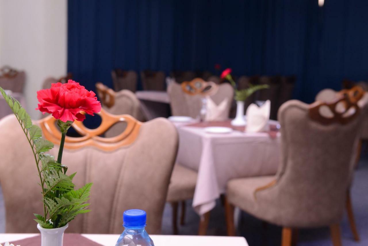 Juffair Gate Hotel Манама Екстер'єр фото