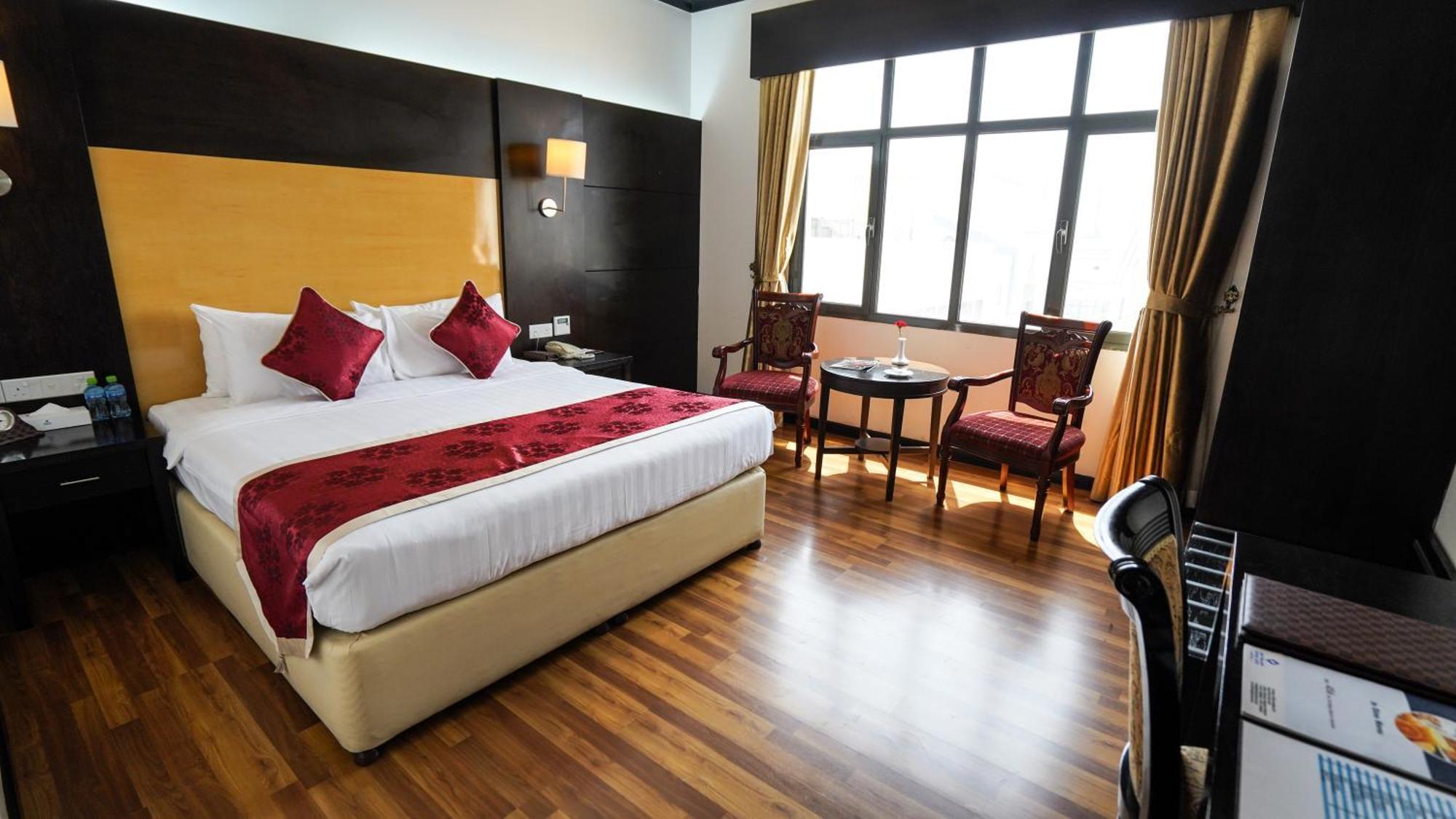 Juffair Gate Hotel Манама Екстер'єр фото