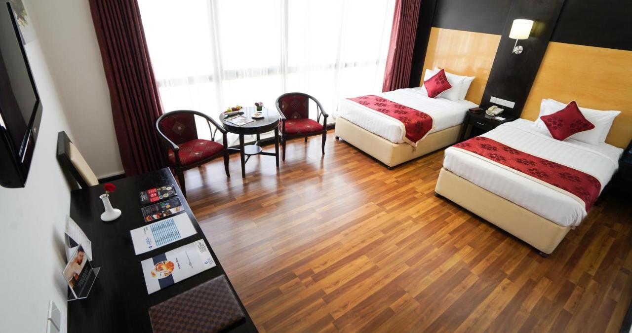 Juffair Gate Hotel Манама Екстер'єр фото
